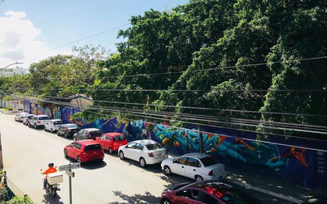 Tendenza 5 Mins From 5th Ave Cocobongo