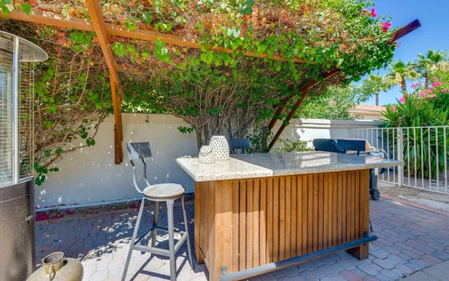 Waterfront Luxury Gilbert Retreat w/ Pool & Spa!