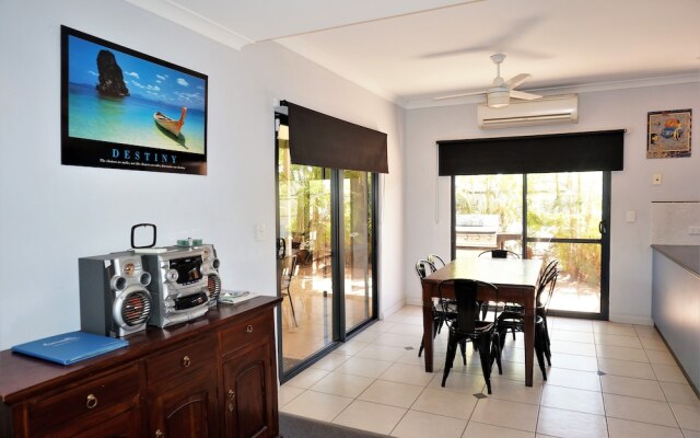 Ningaloo Breeze Villa 8