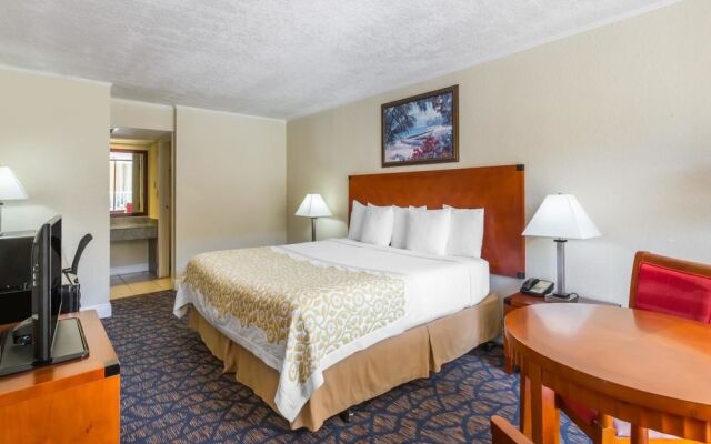 Days Inn & Suites Clermont