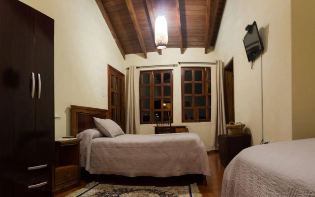Hosteria San Carlos Tababela