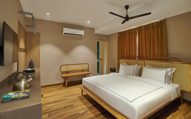 Minimalist - The Varanasi Edit