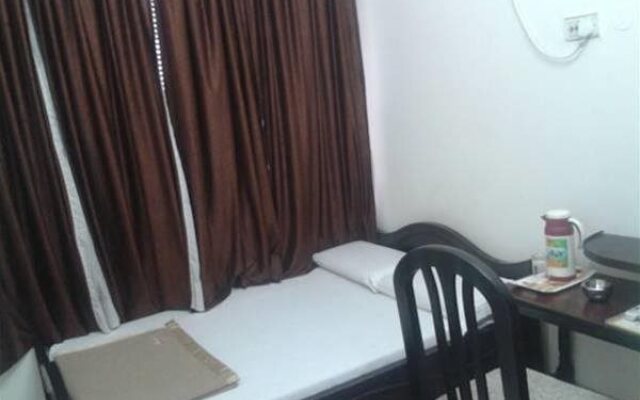 Hotel Pal Avadh