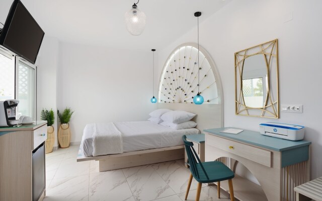 Mylos Luxury Escape - Adults Only