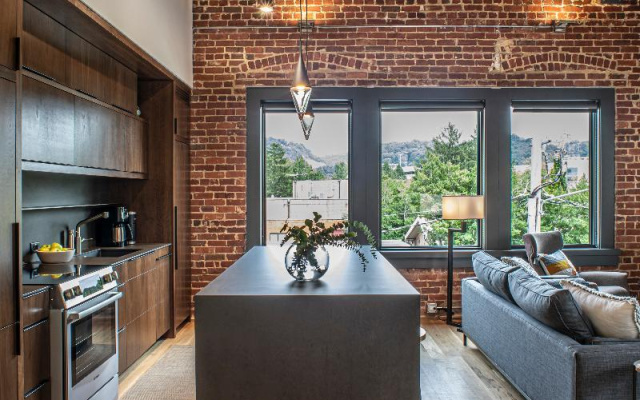 Elevation Lofts Hotel