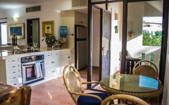 Royal Palms 6 1 Bedroom Condo by RedAwning