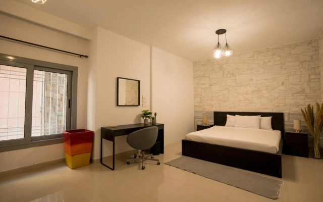 Elegant Hospitality - Garden Duplex