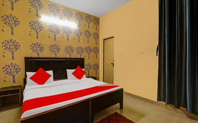 OYO Flagship 80553 Shubhangi Palace