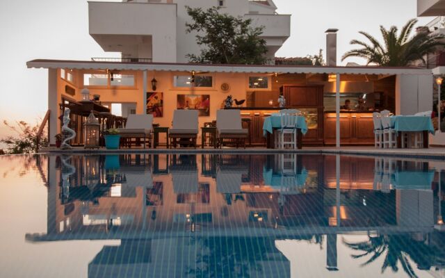 Sunset Villa Hotel