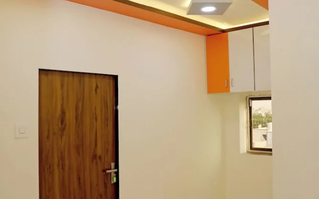 Radhe Krishna Hotel and Restaurant