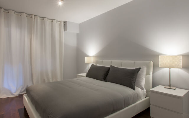 3 bedrooms 2 bathrooms Mont-Royal Apartment by Lux Montreal Vacations Rentals