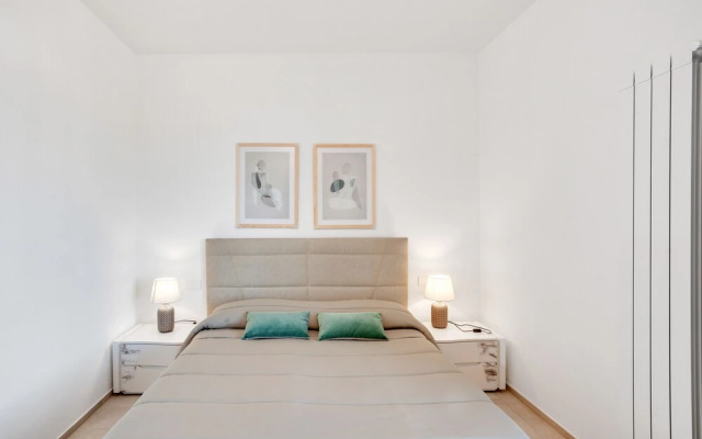 Casa Levante between Sea and Pinewood