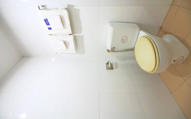 OYO 471 Sunshine Apartment