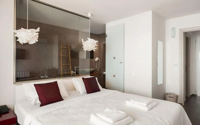 Pantokrator Hotel