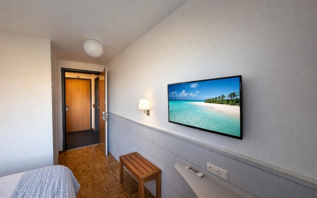 Hôtel La Croisée Neuchâtel – Guest Rooms – Val-de-Ruz