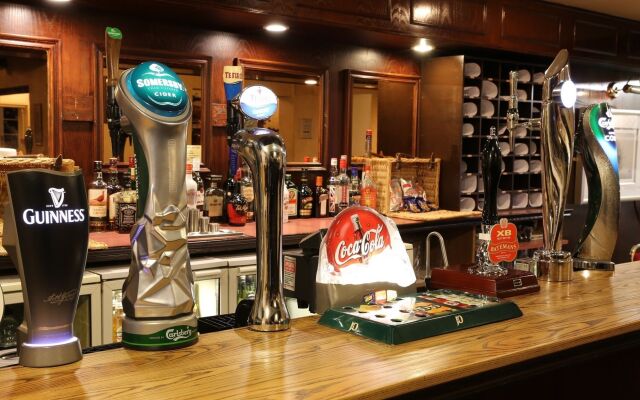 The Cedars Hotel