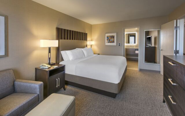 Holiday Inn Denver Lakewood, an IHG Hotel