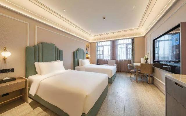Madison Shanghai International Resort