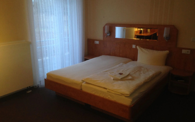 Hotel am Steinertsee - Kassel-Ost