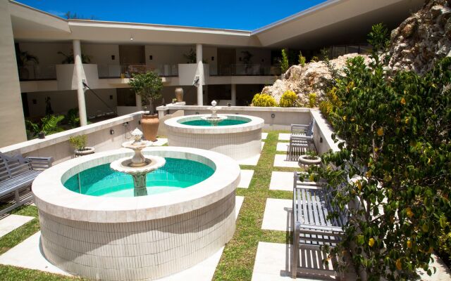 Ela Beach Hotel