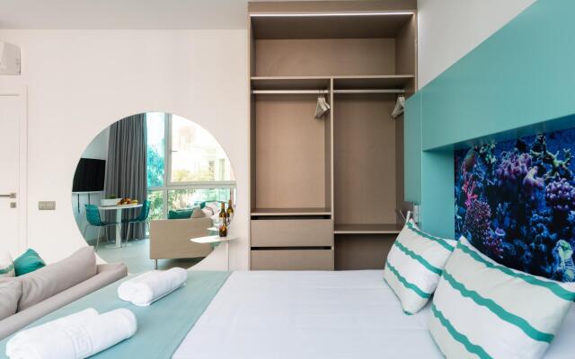 Edison Building 402 By CanariasGetaway