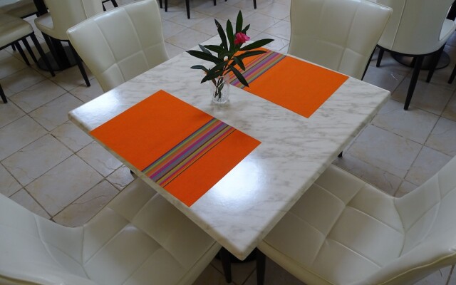 Nyali Parkside Resort