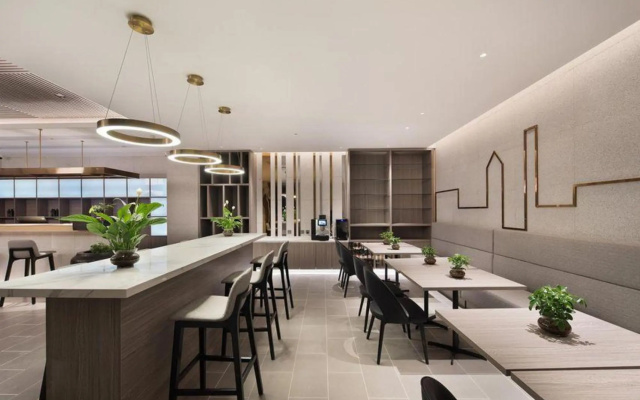 Palace Hotels (Beijing Jinsongpanjiayuan  Beijing University Of Technology West Gate Subway Station) – Restaurant – Beijing