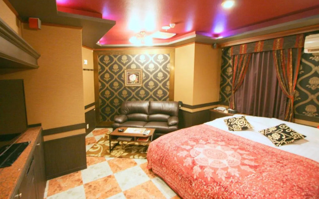 Sari Resort Kawanishi -Adults Only