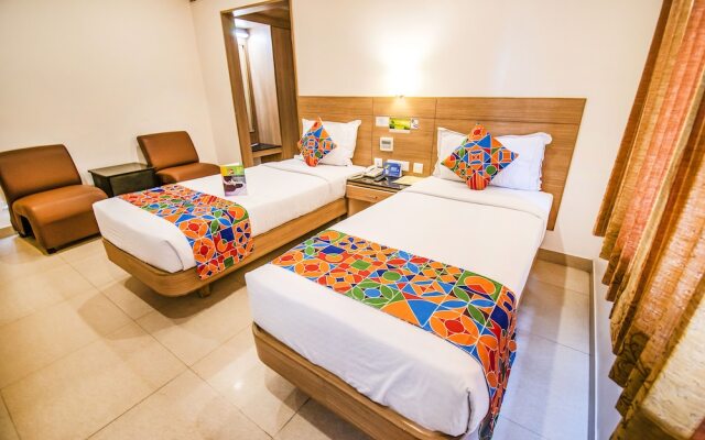 FabHotel Prime Royal Castle