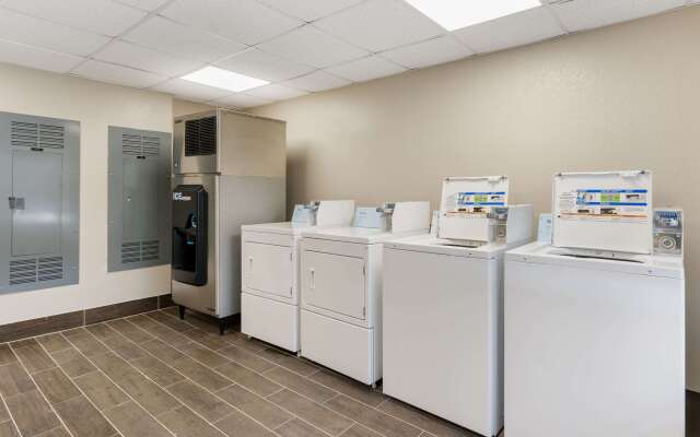 Comfort Suites West Jacksonville