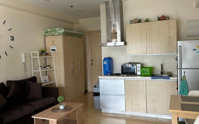 Cozy Studio Unit in Soho central Private Residences