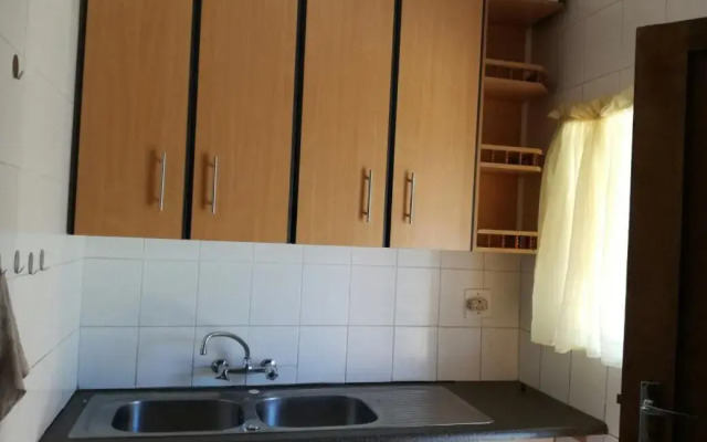 The Crescent Guesthouse on Waterfall