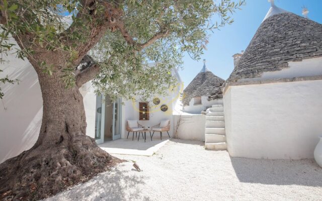 TD Marl Luxury Trulli Experience w Stunning Pool