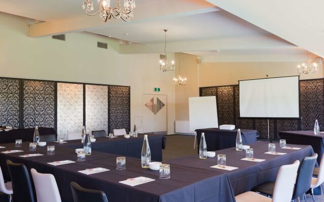Croydon Lodge Hotel