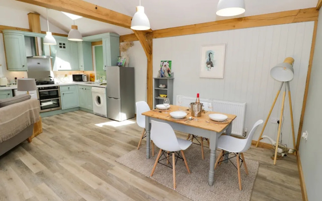 Goose Lodge