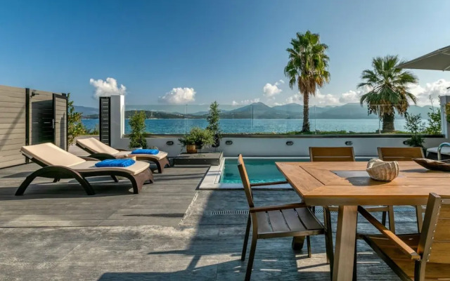 White Rock Villas Lefkada Prestige Villa With Private Pool