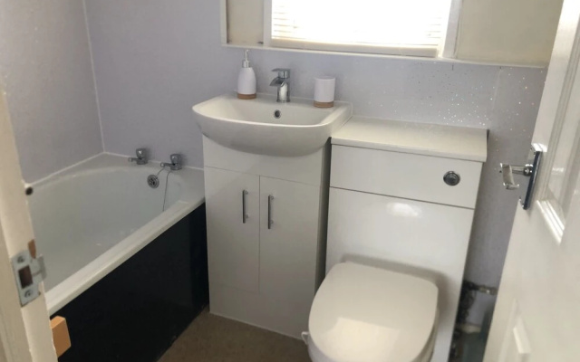 2 bed dog Friendly Chalet on Sunbeach Scratby