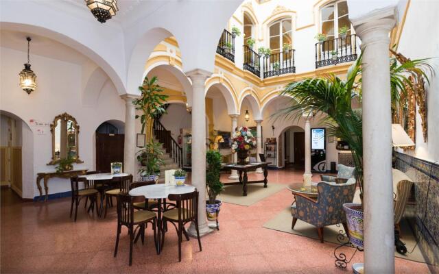 Hotel Abanico Casa Palacio