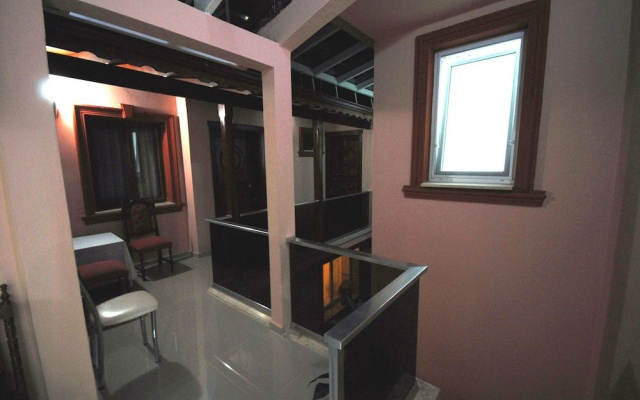 Sualti Otel