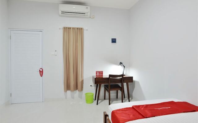 ZEN Rooms Bintaro Sector 3