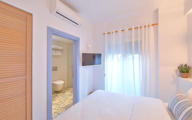 Dias Hotel