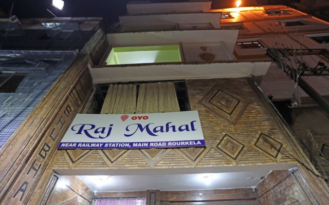 OYO 28355 Hotel Raj Mahal