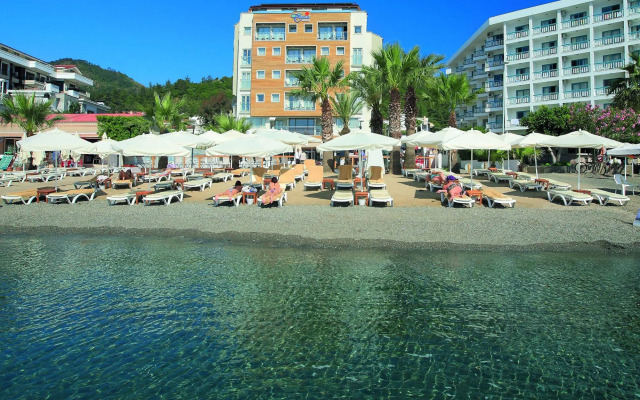 Cettia Beach Resort - Adults Only