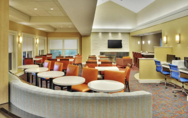 Hawthorn Suites BY Wyndham Erie