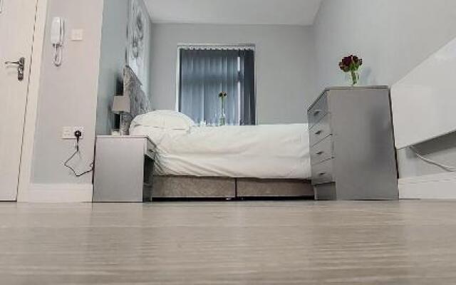 Charming Accommodation Close to Birmingham