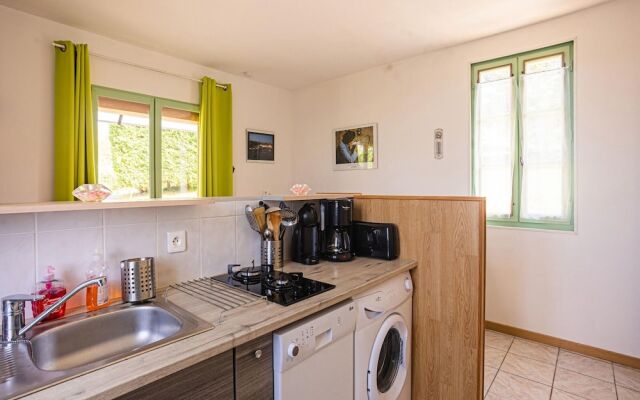 Tasteful Holiday Home in Marnac With Garden