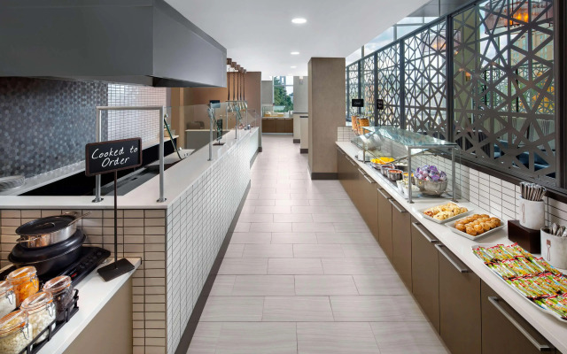 Embassy Suites by Hilton Charlotte Uptown
