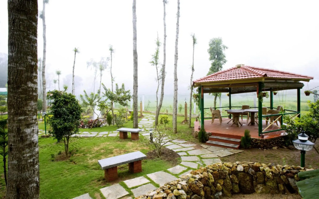 Happy Nest Resort