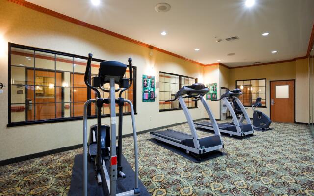 Holiday Inn Express Hotel & Suites Fairfield - North, an IHG Hotel