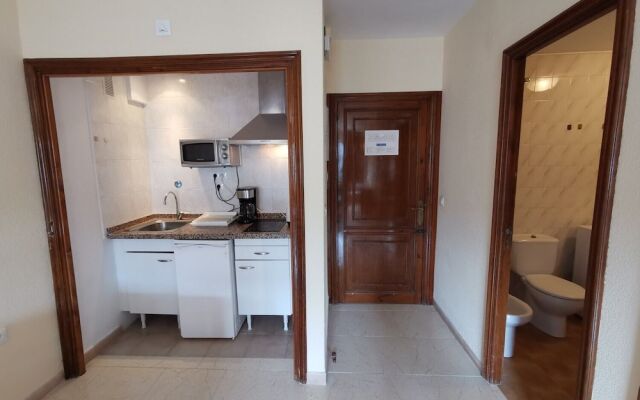 First Beachline with Sea View and Pool Ref 36